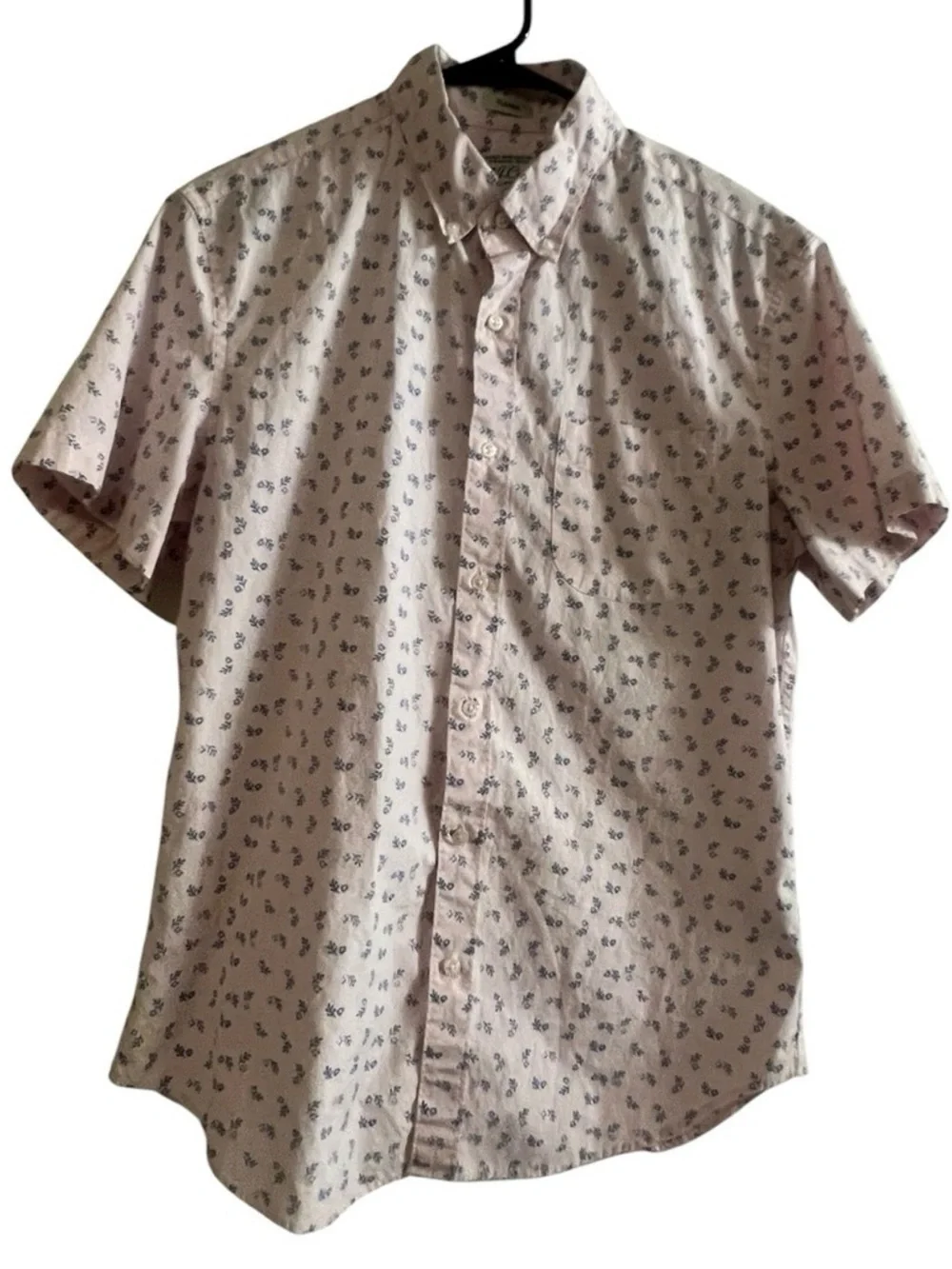J. Crew Light Pink Short-Sleeve Button-Down with Print - Size Medium